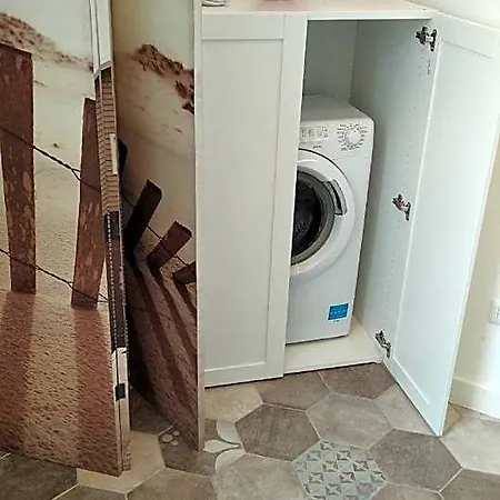 Mini With Bathroom And Kitchen For Exclusive Use 2*